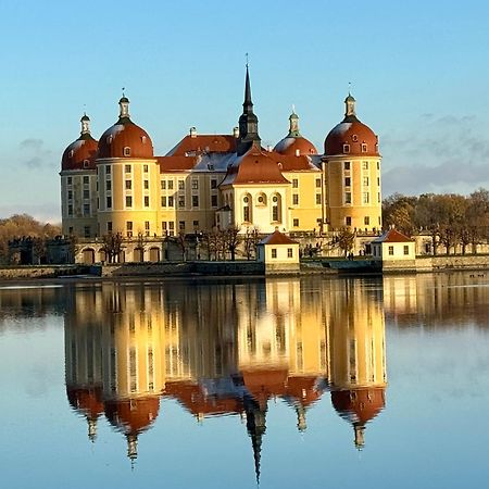 Apartment Im Elbtal Weinboehla ภายนอก รูปภาพ