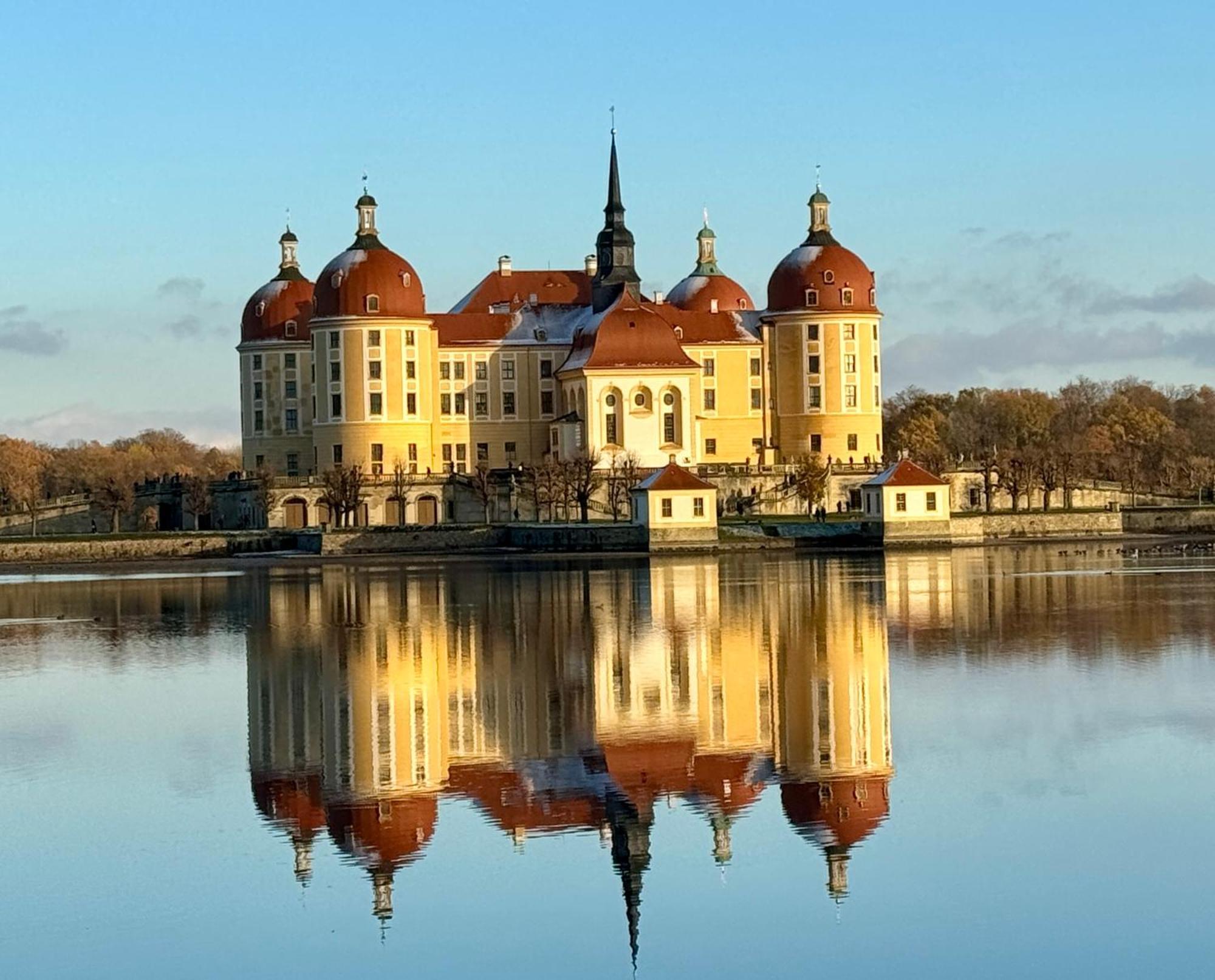 Apartment Im Elbtal Weinboehla ภายนอก รูปภาพ